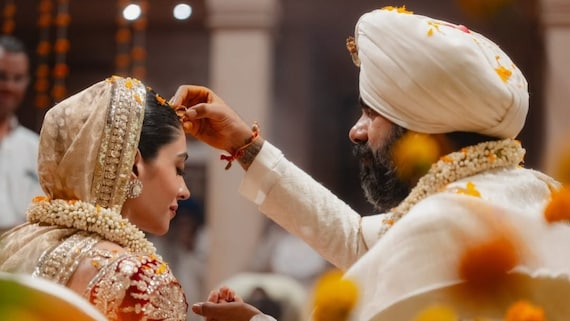 'Sindoor Is For Love, Not War': Wedding Photographer's Post Sparks Debate On Social Media