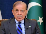Pakistan seeks monetary help from international community
